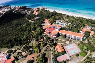 Brisas Del Caribe Hotel (브리사스 델 까리베 호텔)
